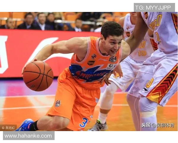 李慕豪：从篮球新星到职业生涯巅峰的励志故事与成长轨迹解析